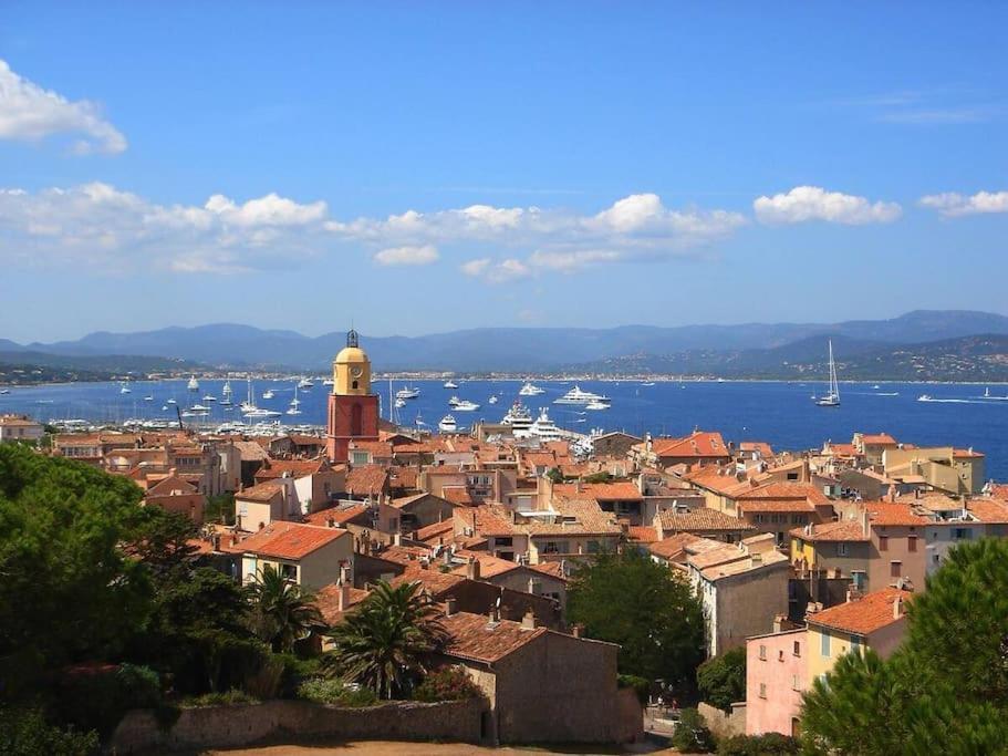 Appartement 30 M De La Plage Grimaud Exteriör bild