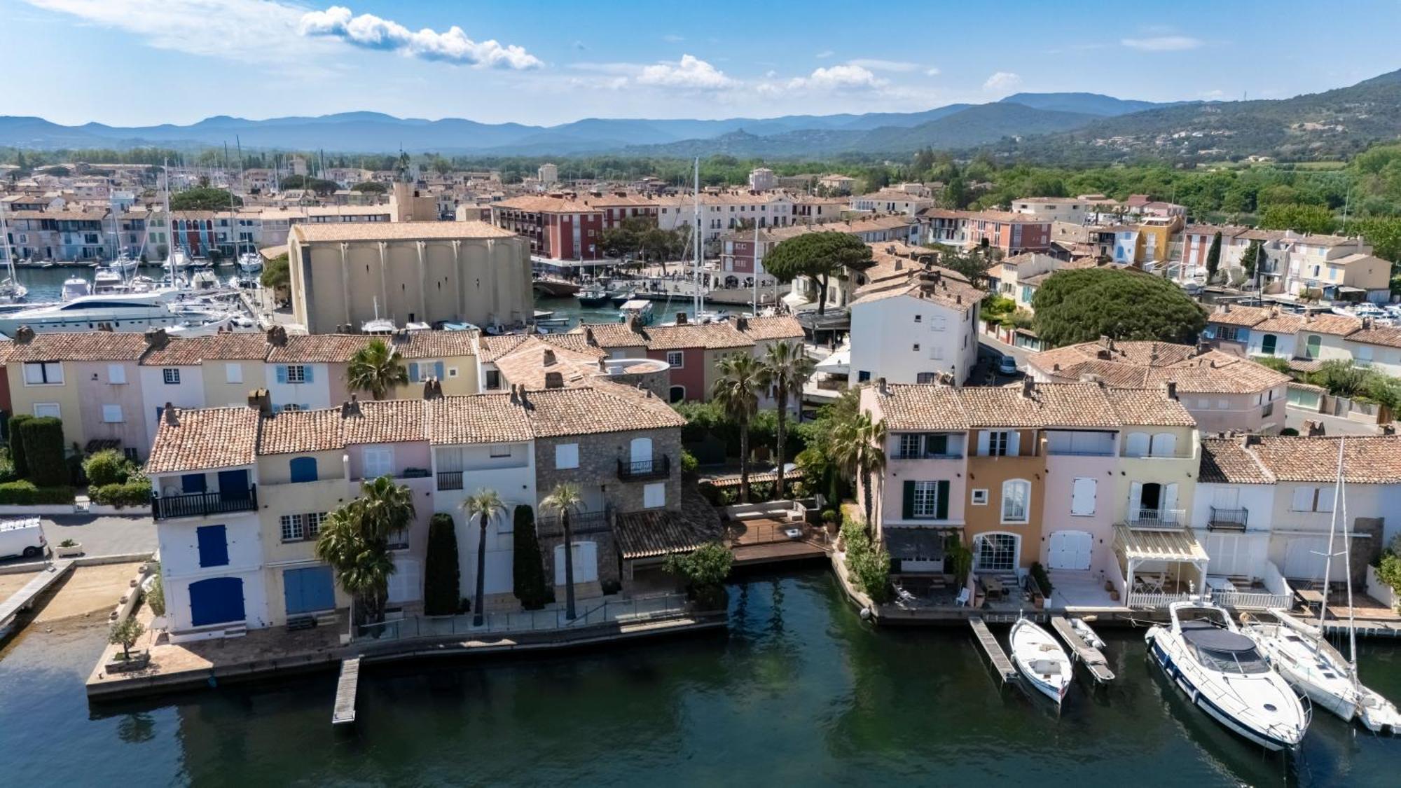 Appartement 30 M De La Plage Grimaud Exteriör bild