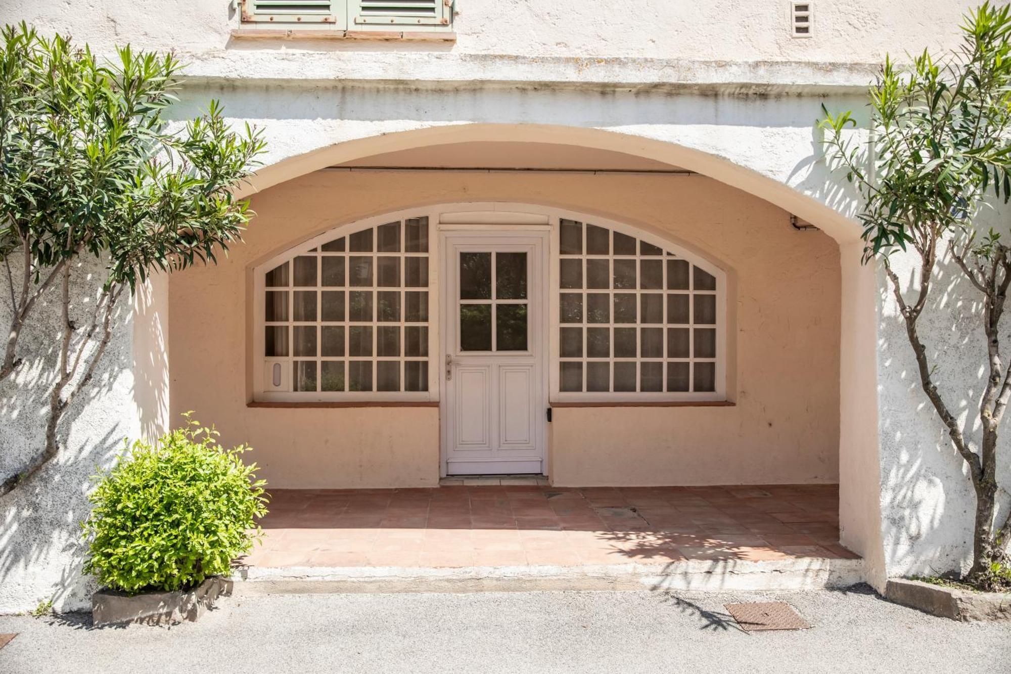 Appartement 30 M De La Plage Grimaud Exteriör bild